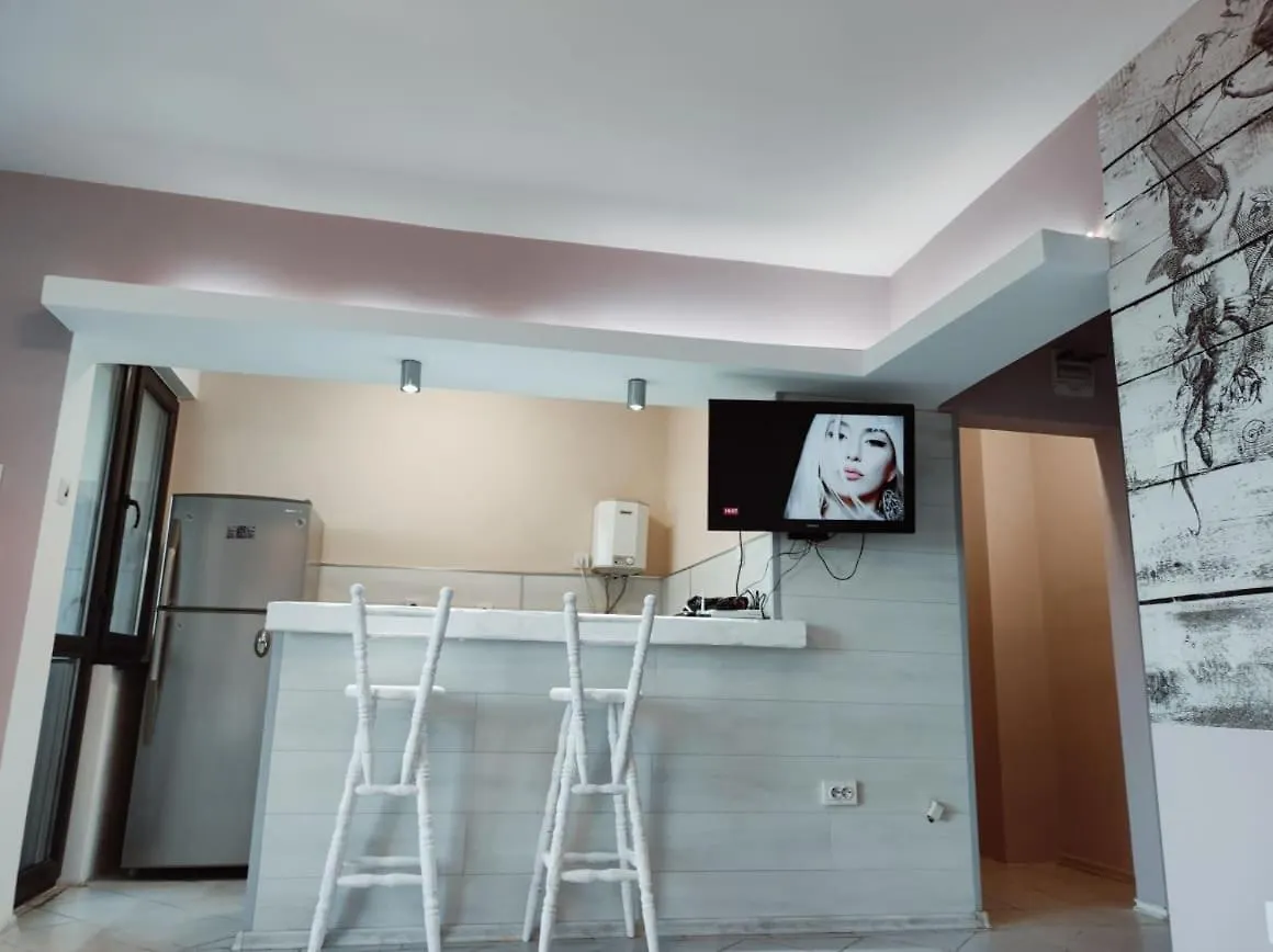 Апартамент Съншайн Burgas Apartment